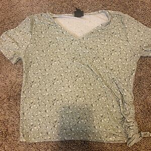 ART CLASS GREEN FLORAL TEE